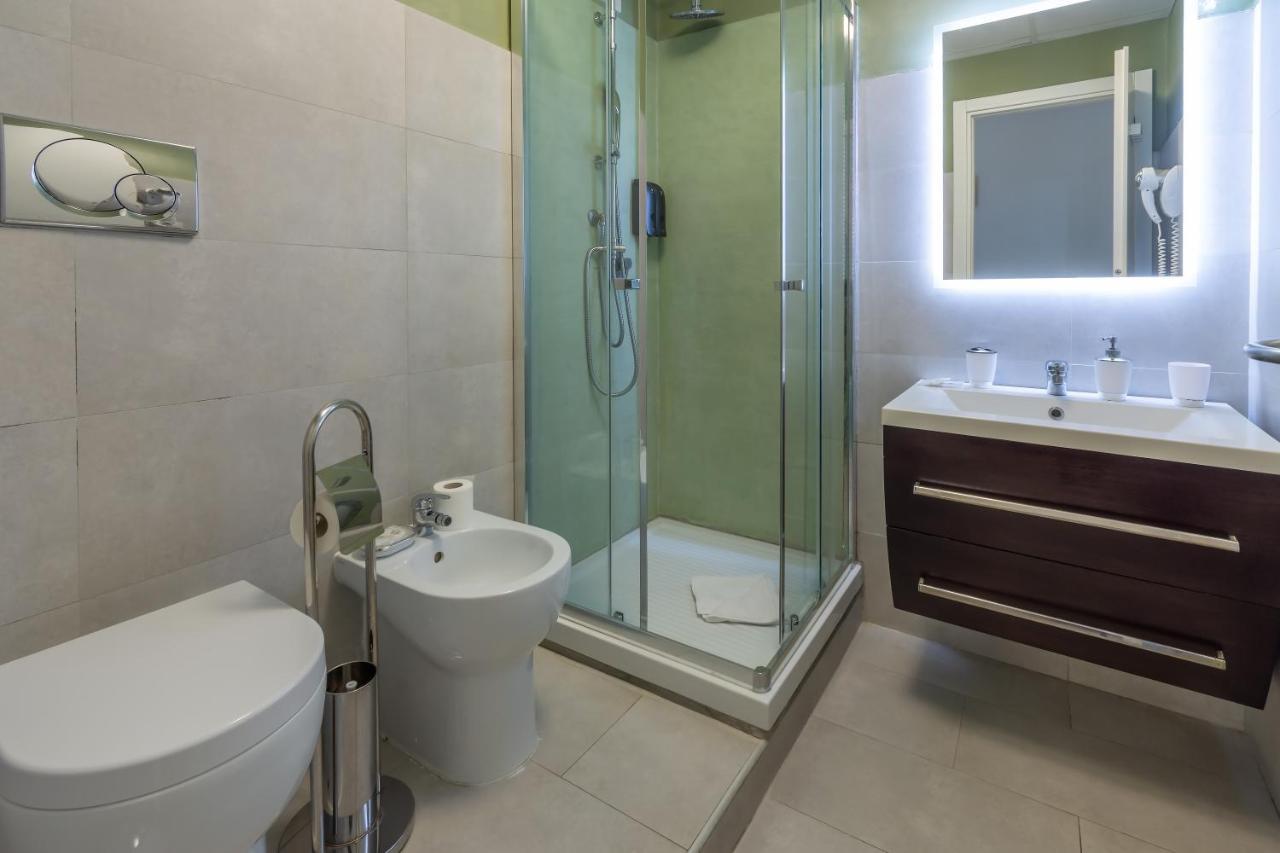 B&B A Picture Of Рим Екстериор снимка