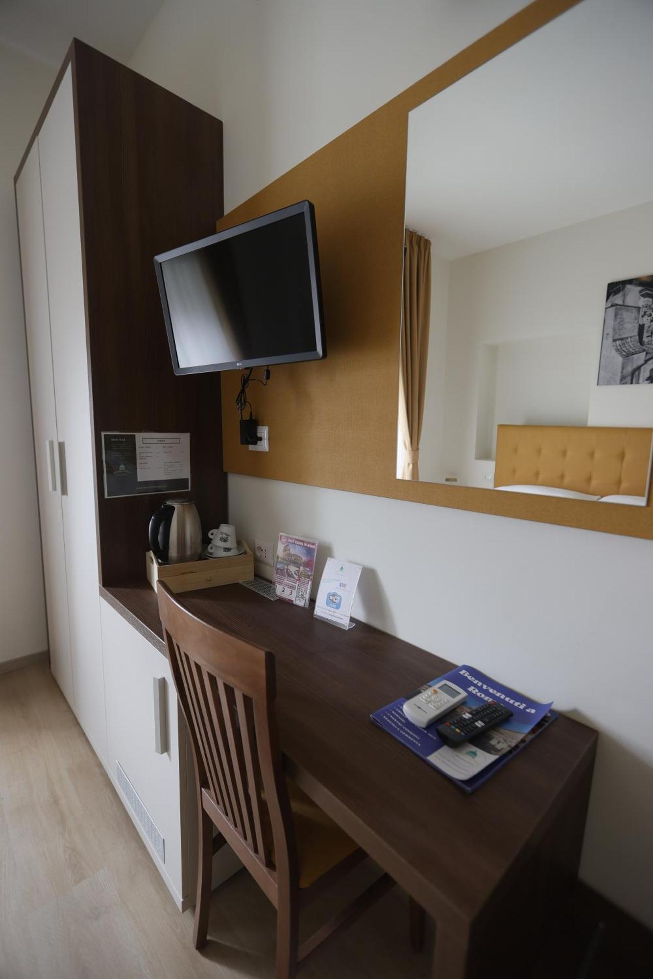 B&B A Picture Of Рим Екстериор снимка