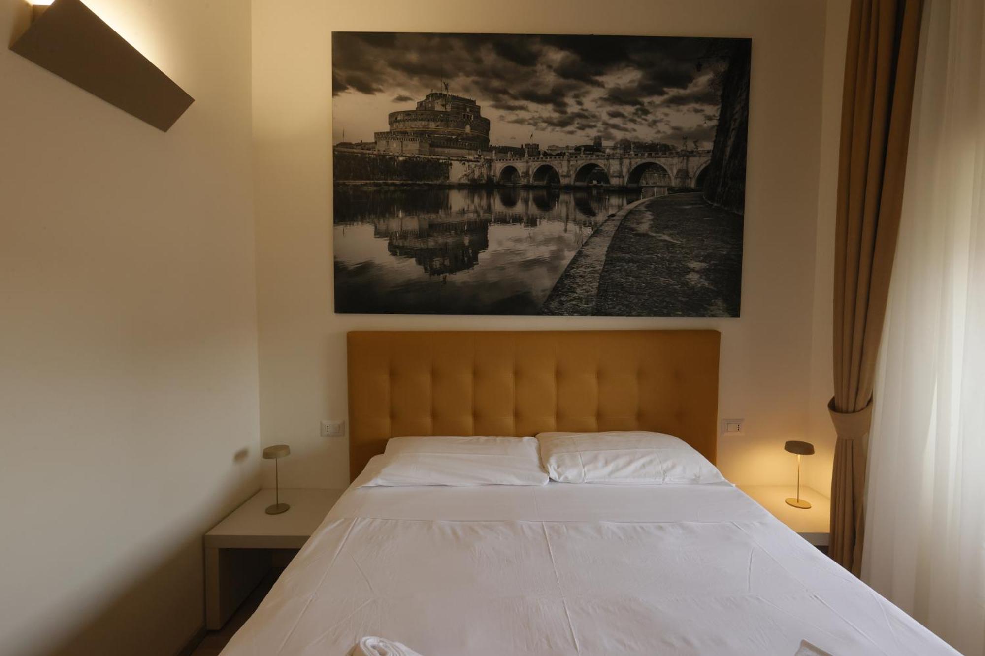 B&B A Picture Of Рим Екстериор снимка