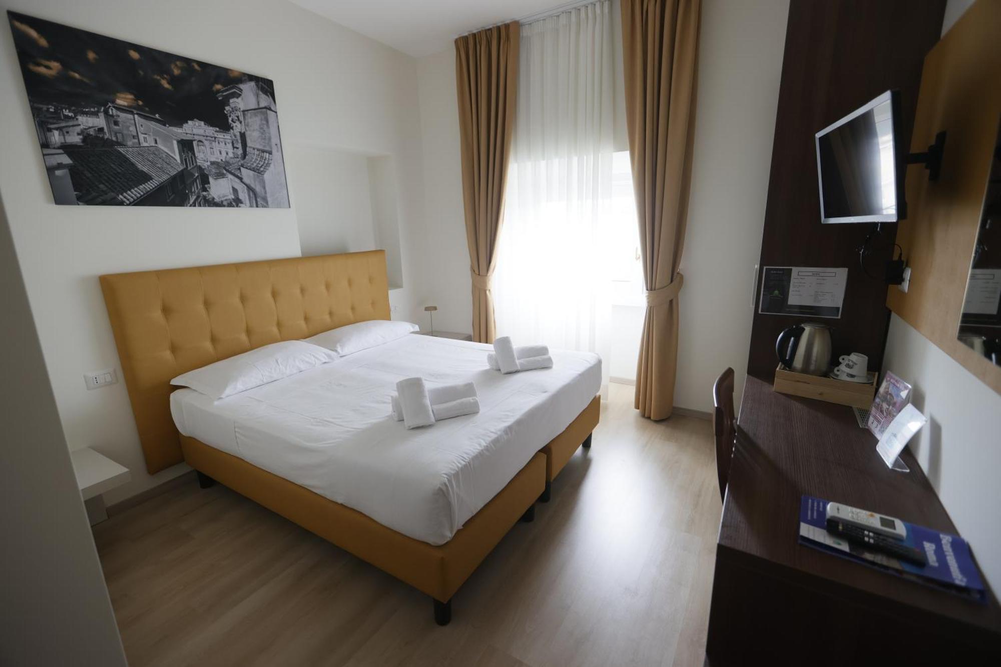 B&B A Picture Of Рим Екстериор снимка